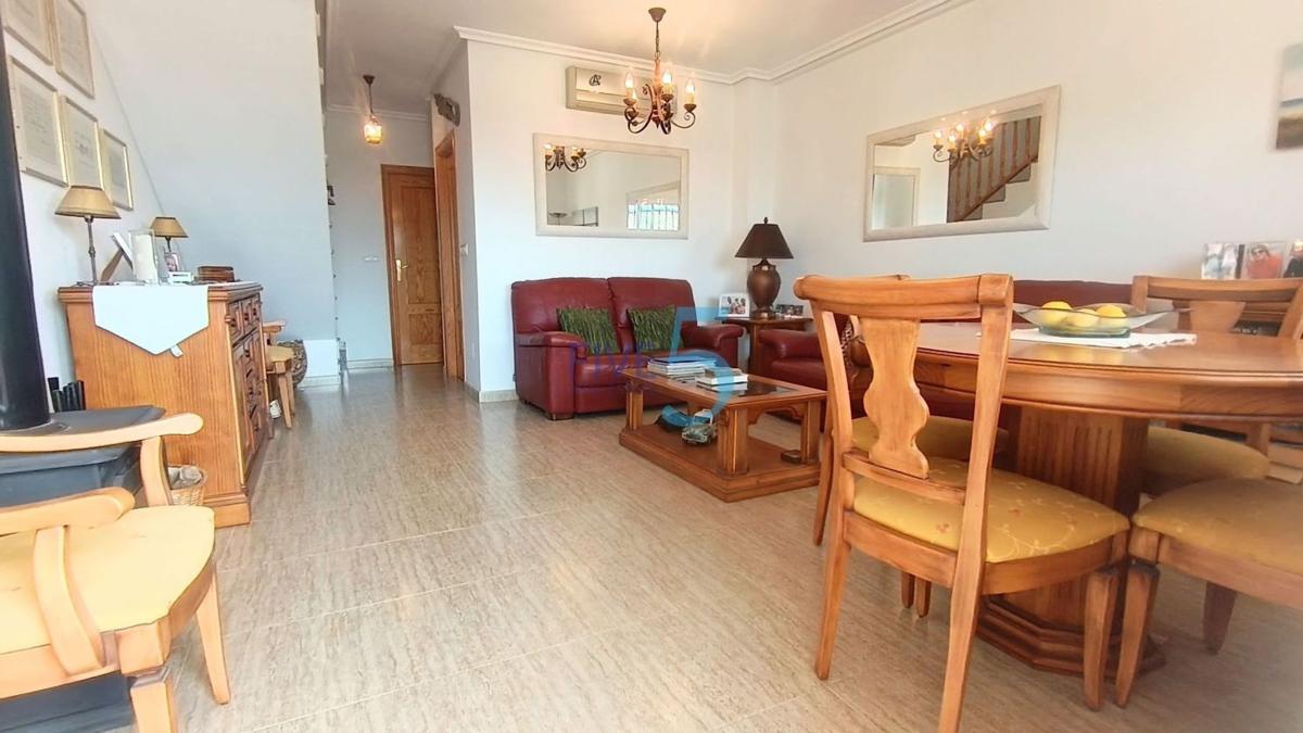 Sprzedaż niezależnego domku jednorodzinnego w Casa o chalet en Daya Nueva, Daya Nueva photo 3
