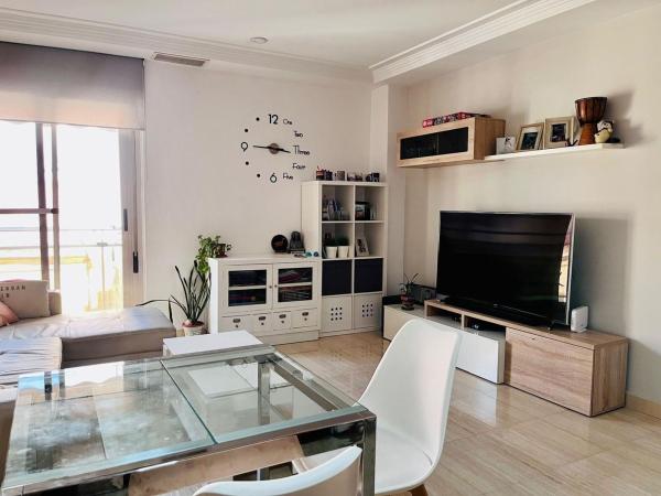 Sale of flat in Piso en Calle Camilo Flammarion, Raval de Santa Teresa-El Asilo, Elche / Elx, Elche / Elx
photo 1