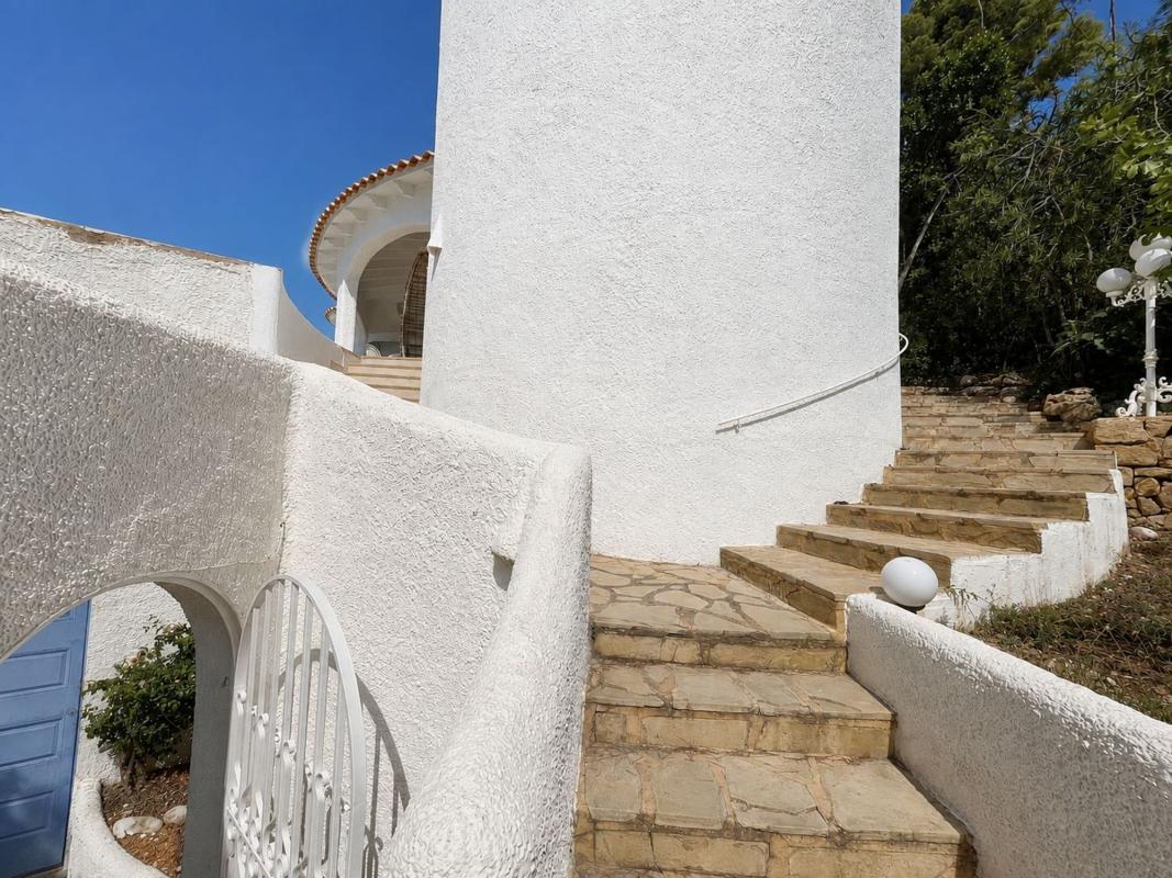 Properties for sale and rent in Spain photo 4