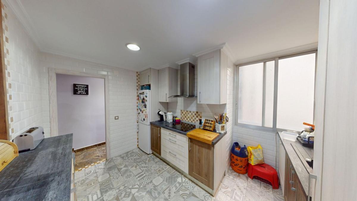 Продажа квартиры на Piso en Arturo Salvetti Pardo, Carrús Este, Elche / Elx, Эльче / Эльх
photo 5