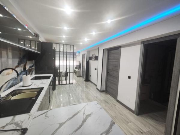 Venta de piso en Piso en Centro Urbano, Benidorm, Benidorm
thumbnail 2
