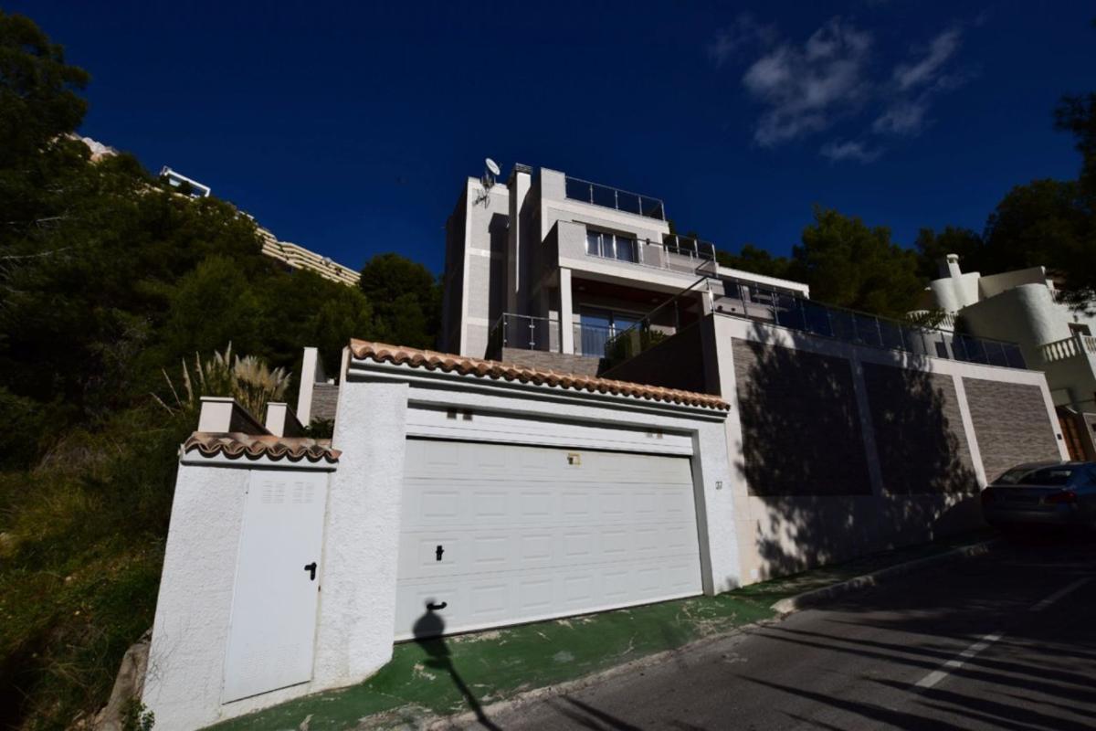 Propiedades en venta y alquiler en España photo 5