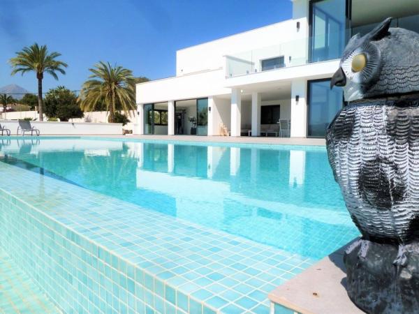 Chalet independiente en venta en Casa o chalet en Zona l'Olla, Altea, Altea
photo 1