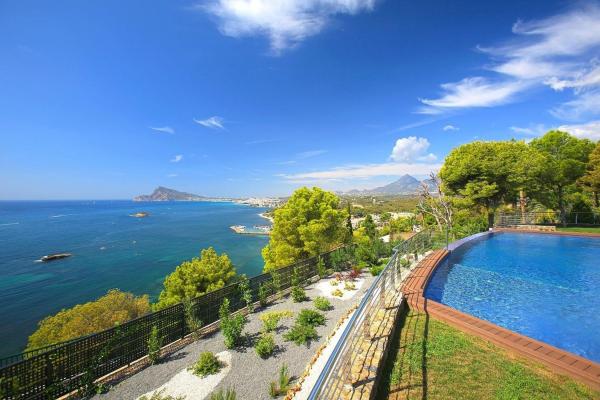 Chalet wolnostojący na sprzedaż w Casa o chalet en Altea Pueblo, Altea, Altea thumbnail 3