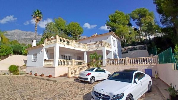 Chalet independiente en venta en Casa o chalet en Altea la Vella, Altea, Altea
photo 1
