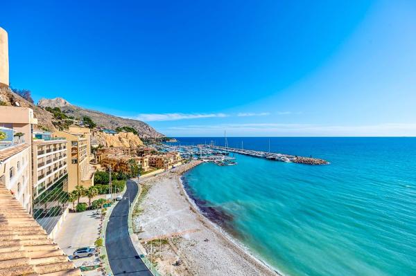 Venta de piso en Piso en Calle Pto. Dpt. Luis Campomanes, Zona de Mascarat, Altea, Altea
photo 1