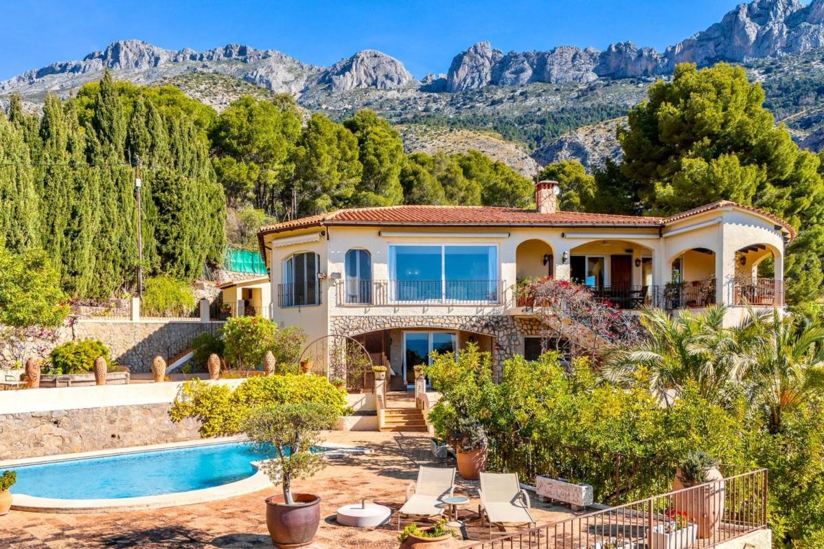 Venta de chalet independiente en Casa o chalet en Calle la Rosella, Altea la Vella, Altea, Altea
photo 1