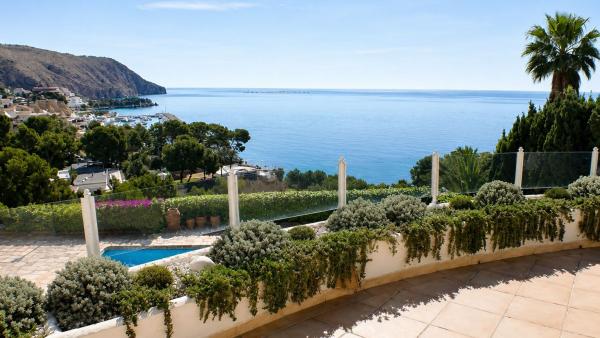 Casa o chalet independiente en Calle Tord, Zona de Mascarat, Altea photo 1
