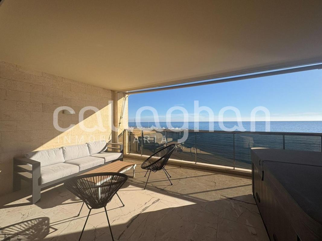 Venta de piso en Piso en Calle Currica, Zona de Mascarat, Altea, Altea
photo 1
