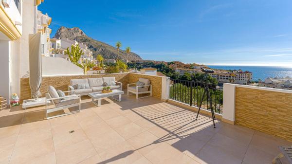 Sprzedaż mieszkania w Piso en Zona de Mascarat, Altea, Altea
thumbnail 3