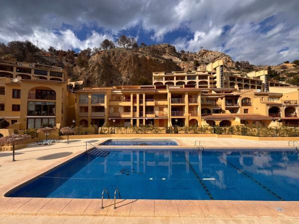 Sprzedaż mieszkania w Piso en Calle Pto. Dpt. Luis Campomanes, Zona de Mascarat, Altea, Altea
photo 1