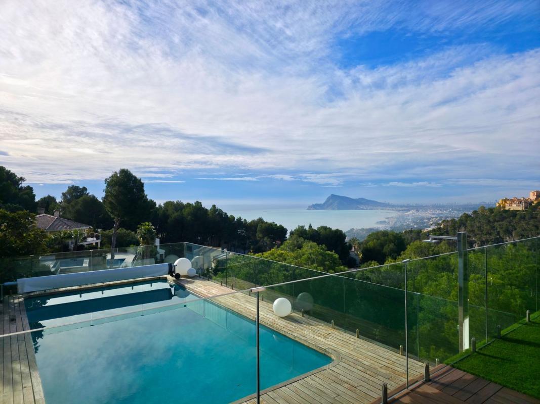 Properties for sale and rent in Spain photo 4