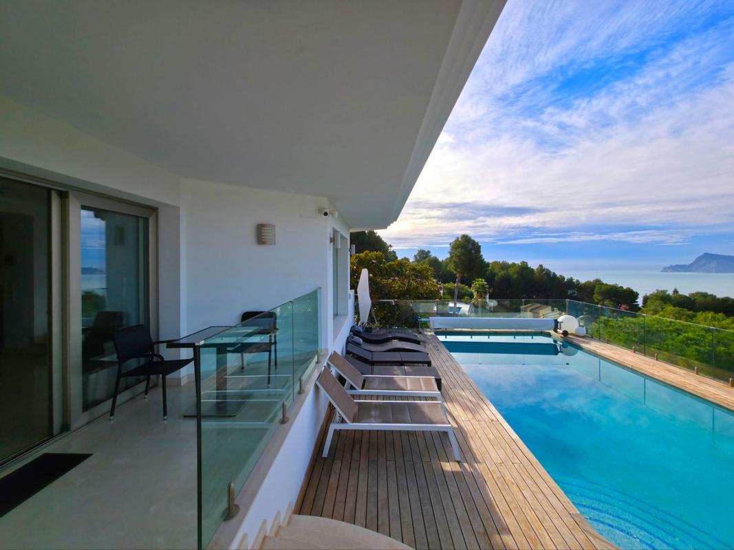 Properties for sale and rent in Spain photo 5