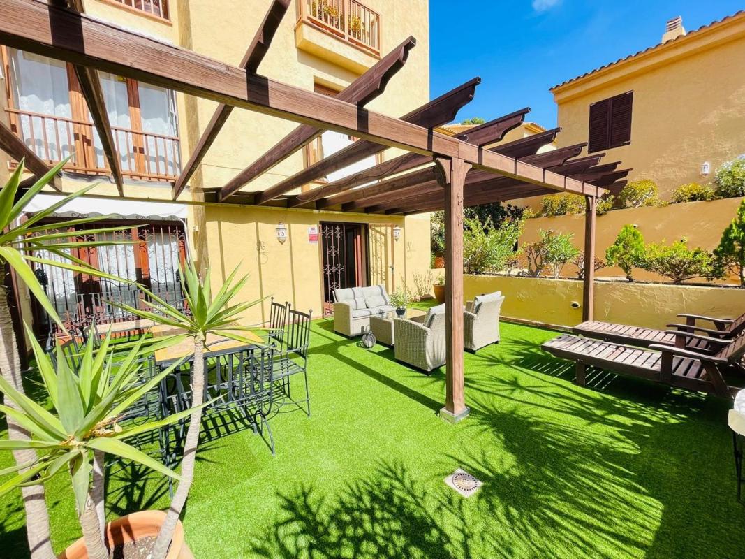 Sale of apartment in Piso en Calle Currica, Zona de Mascarat, Altea, Altea
 photo 2