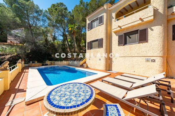 Chalet independiente en venta en Casa o chalet en Calle Petunia, Altea la Vella, Altea, Altea
photo 1