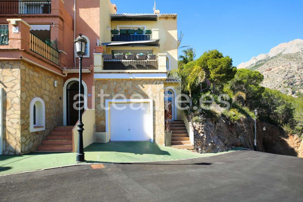Sprzedaż szeregowego domku w  Chalet adosado en Calle Lotería, Altea Hills, Altea , Altea photo 4