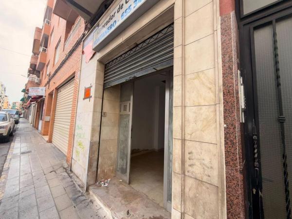 Local en Calle General Espartero, 22, Carolinas Altas, Alicante / Alacant photo 2
