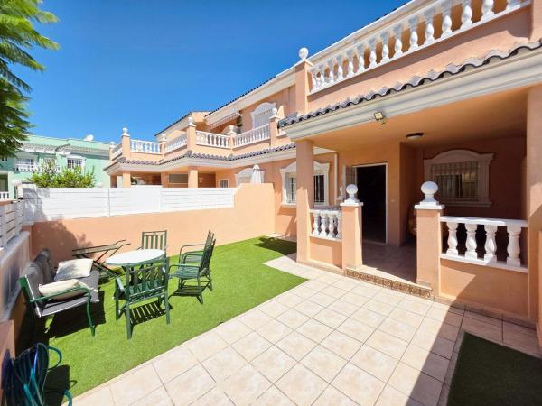 Casa o chalet independiente en Avenida del Carabasí, 7, Arenales del Sol, Elche / Elx photo 1