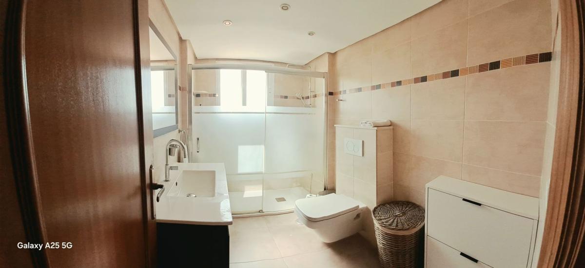 Продажа квартиры на Piso en Calle Jaume I, 34, Centro, San Juan de Alicante, Сан-Хуан-де-Аликанте
photo 2