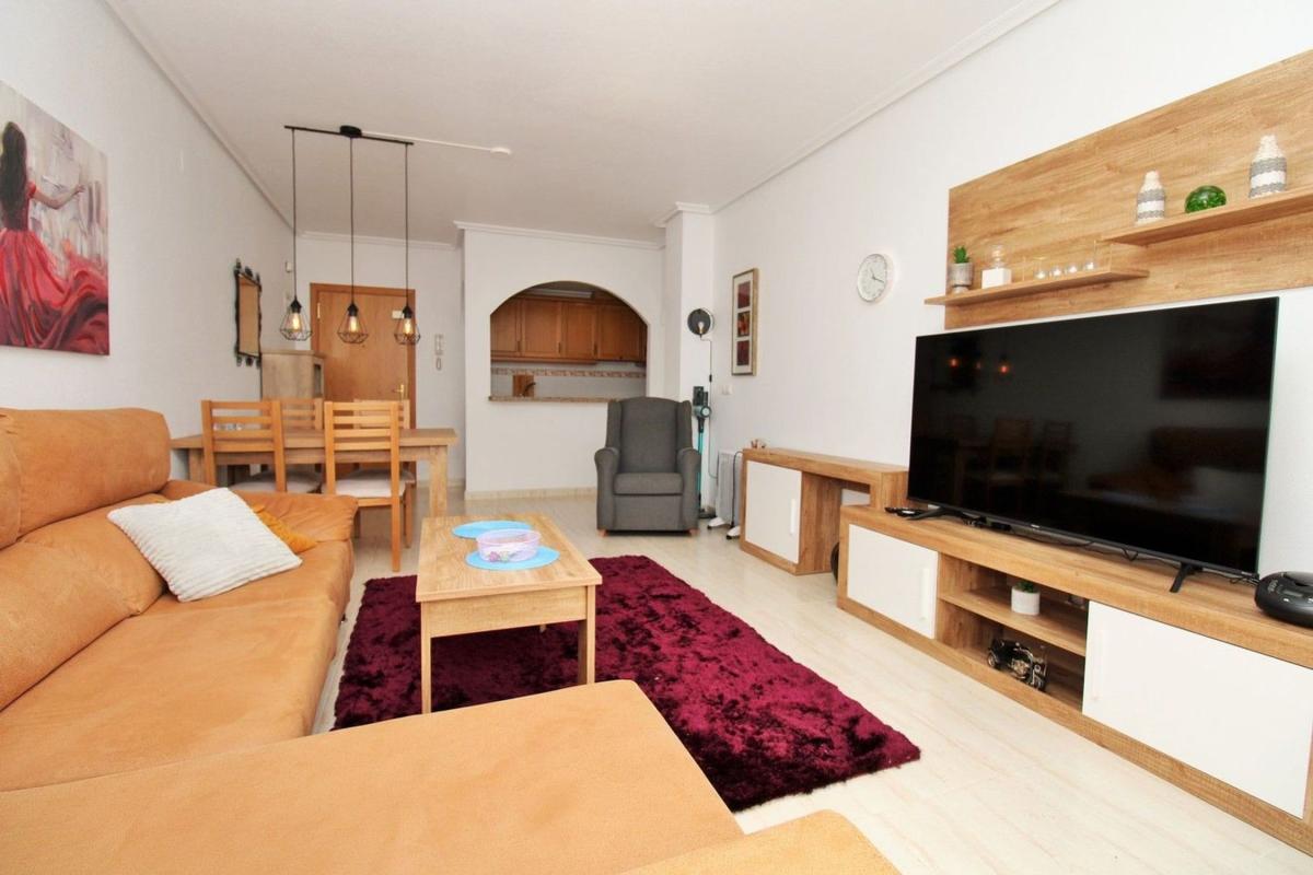 Sale of apartment in Piso en Centro, San Miguel de Salinas, San Miguel de Salinas
photo 3