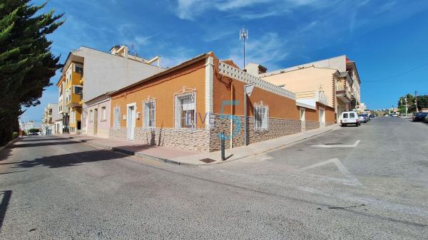 Chalet pareado en Benijofar photo 1