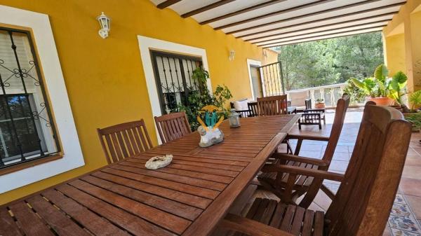 Casa o chalet independiente en Finestrat Pueblo, Finestrat thumbnail 2