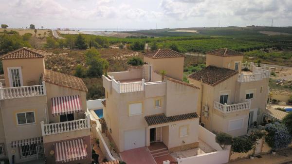Casa o chalet independiente en Centro, San Miguel de Salinas photo 1