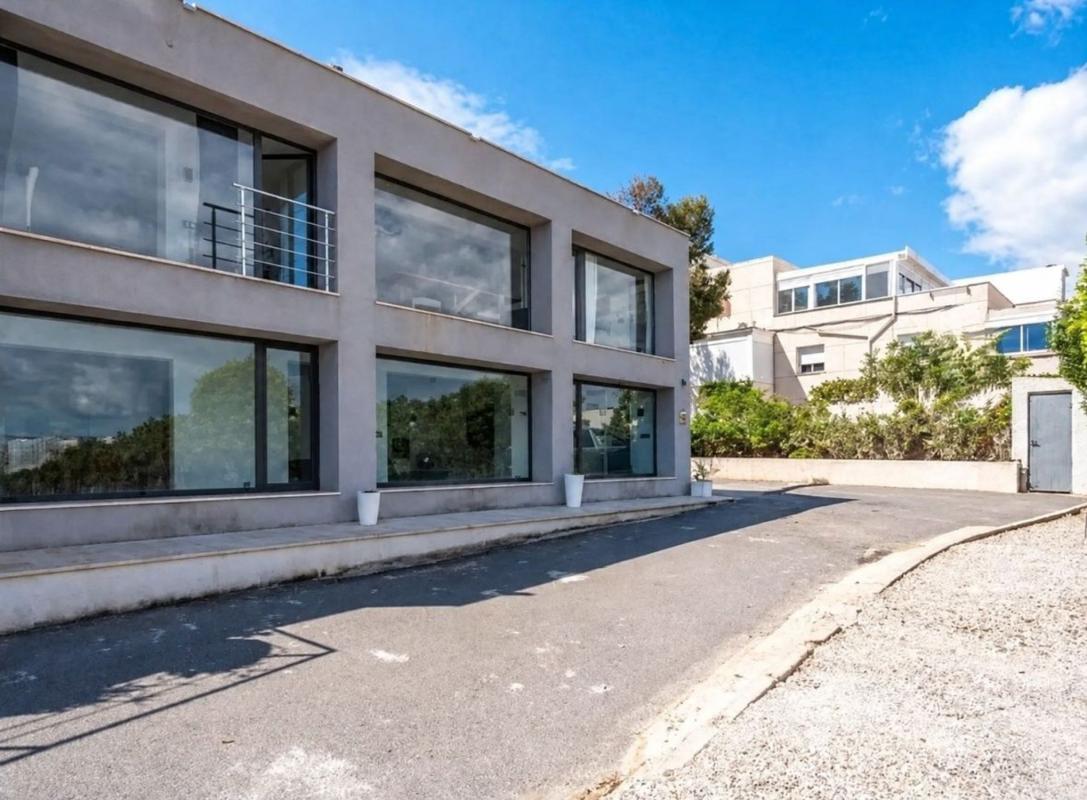 Propiedades en venta y alquiler en España photo 1