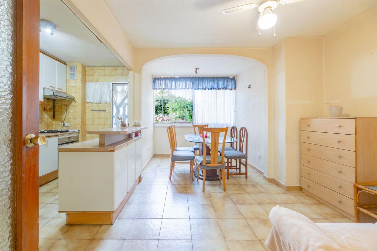 Продажа квартиры на Piso en Denia, Playa de Poniente, Benidorm, Бенидорм
photo 2