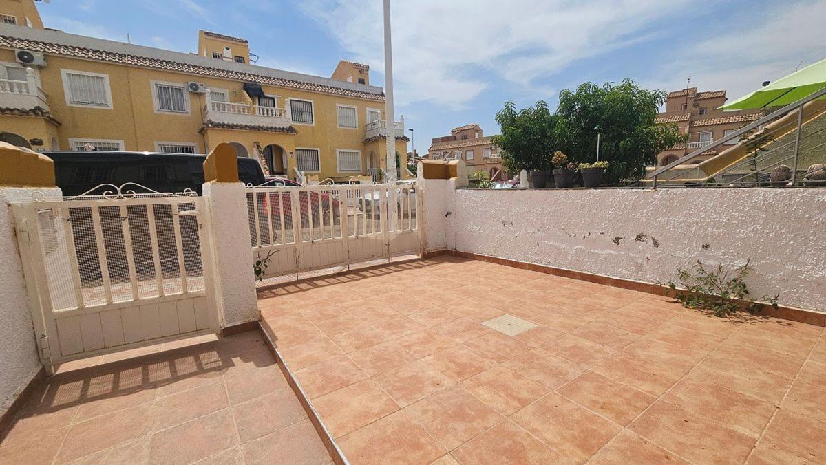 Sprzedaż mieszkania w Piso en Calle Canarias, 6 b, Monte y Mar, Gran Alacant, Gran Alacant
photo 2