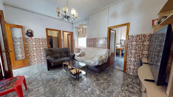 Venta de piso en Plaza Castelar - Mercado Central, Elda
thumbnail 1