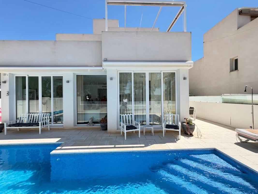 Properties for sale and rent in Spain photo 2