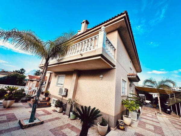 Частный шале на продаже в  Casa o chalet en Avenida de Montecarlo, Zona Sierra Helada, Benidorm, Бенидорм photo 4