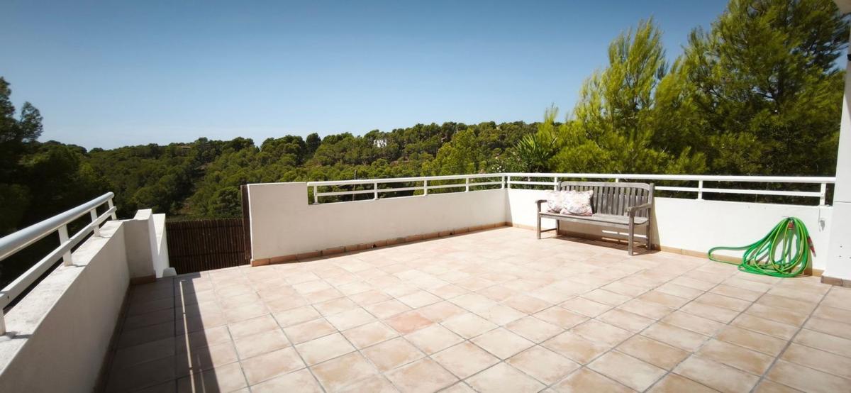 Продажа квартиры на Piso en Calle el Furo, 4, Altea la Vella, Altea, Алтея
photo 1