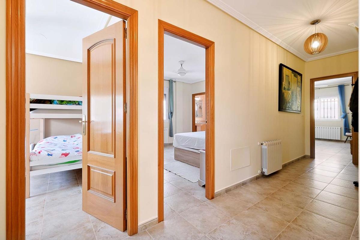 Properties for sale and rent in Spain photo 5