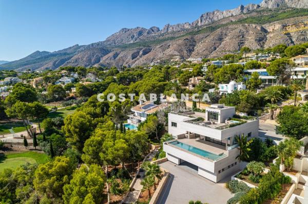 Chalet independiente en venta en Casa o chalet en Avenida Bernia, Altea la Vella, Altea, Altea
 photo 4