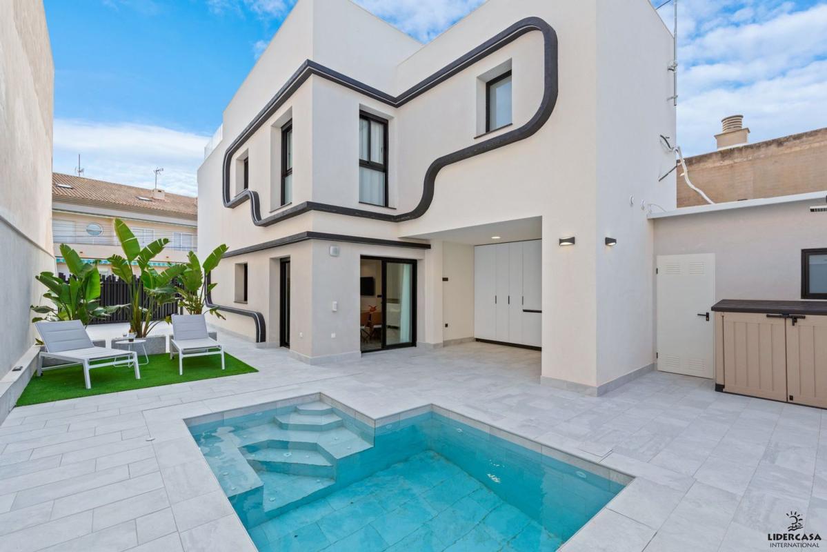 Properties for sale and rent in Spain photo 1