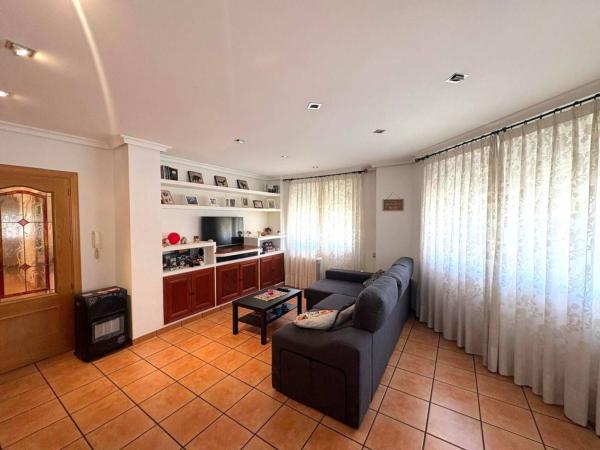 Venta de piso en Piso en Calle V.Blasco Ibáñez, Castalla, Castalla
photo 1