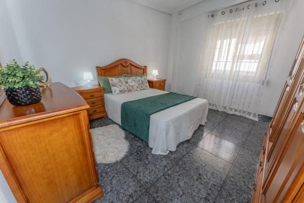 Продажа квартиры на Piso en San Crispín, Elche / Elx, Эльче / Эльх
thumbnail 2