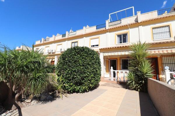 Chalet adosado en Algorfa photo 1