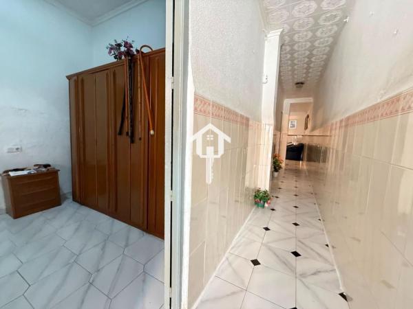 Chalet adosado en Calle Jose Cabo Palomares, San Gabriel, Alicante / Alacant thumbnail 2