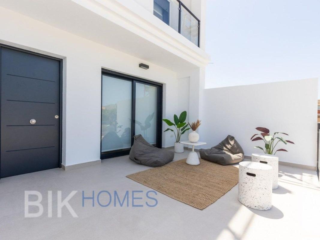 Properties for sale and rent in Spain photo 3