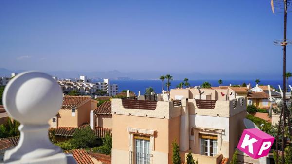 Casa o chalet independiente en Avenida D'Escandinàvia, Gran Vista-Olivo de Oro, Gran Alacant photo 1
