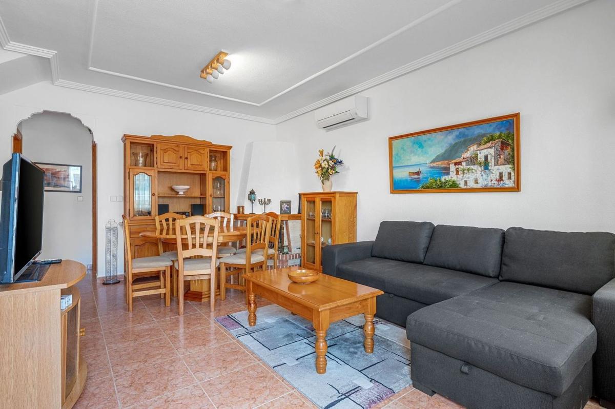 Sprzedaż szeregowego domku w Chalet adosado en Blue Lagoon - Galán, San Miguel de Salinas , San Miguel de Salinas photo 5