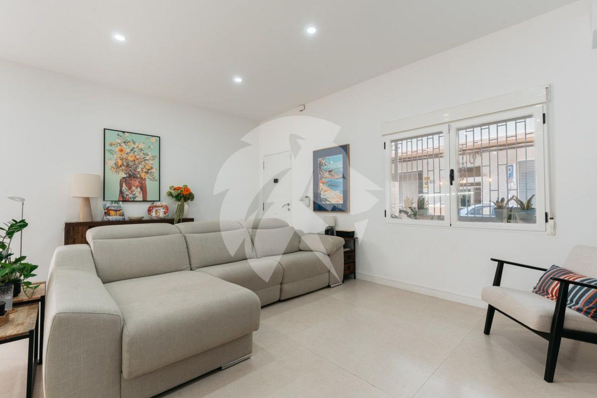 Sale of apartment in Piso en Calle Antares, La Florida Portazgo, Alicante / Alacant, Alicante
photo 2