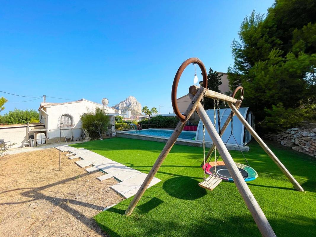 Properties for sale and rent in Spain photo 5