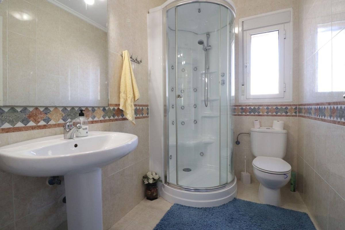 Недвижимость на продажу и в аренду в Испании photo 3