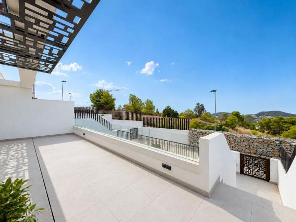 Дуплекс на продажу в Dúplex en Calle de Cuba, Balcón de Finestrat-Terra Marina, Finestrat, Финестрат photo 2
