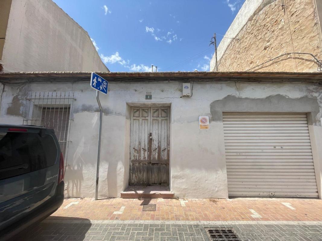 Propiedades en venta y alquiler en España photo 1