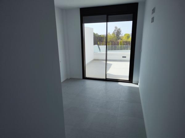 Chalet adosado en Calle de Cuba, Balcón de Finestrat-Terra Marina, Finestrat thumbnail 1